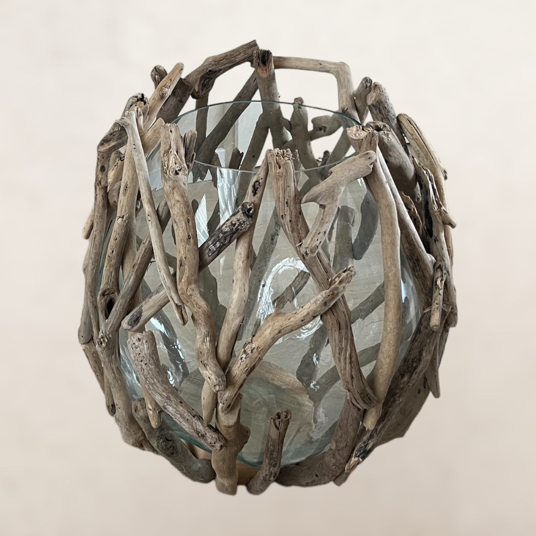 Windlicht/ vaas van drijfhout